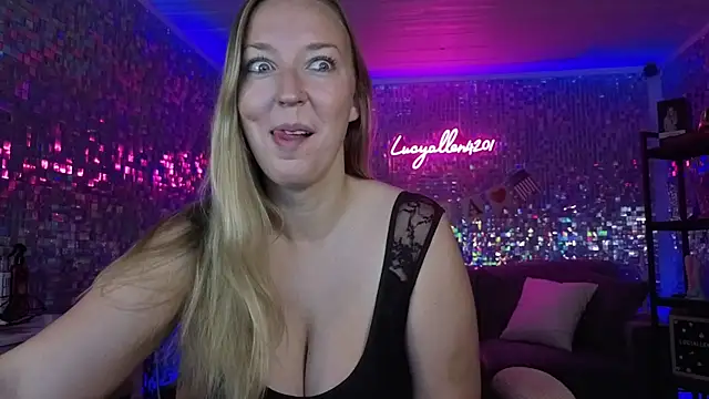 Snapshot of lucyallen4201 chatting on June 18, 2026, 12:10 pm lucyallen4201 online show from June 18, 2026, 12:10 pm