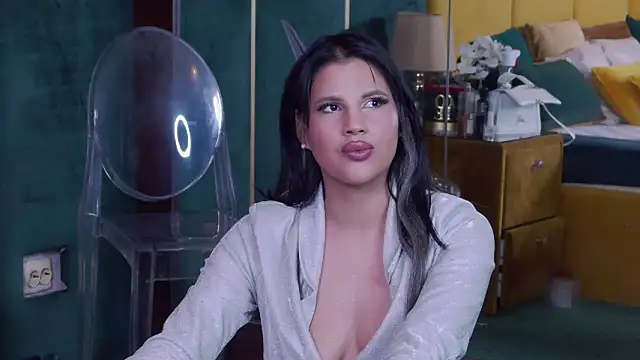 GiuliaHarvey online show from November 29, 2025, 10:10 pm