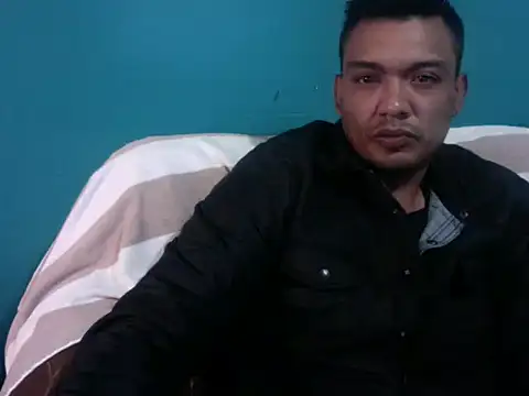 Snapshot of TUMORENO1 chatting on January 25, 2025, 10:39 pm TUMORENO1 online show from January 25, 2025, 10:39 pm