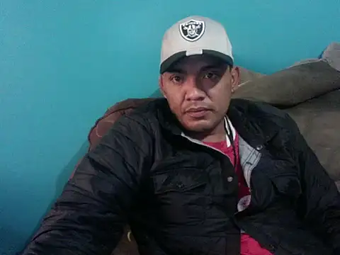 Snapshot of TUMORENO1 chatting on January 22, 2025, 6:10 pm TUMORENO1 online show from January 22, 2025, 6:10 pm