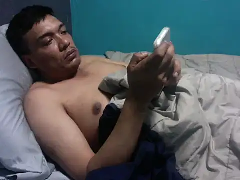 Snapshot of TUMORENO1 chatting on February 2, 2025, 8:02 am TUMORENO1 online show from February 2, 2025, 8:02 am