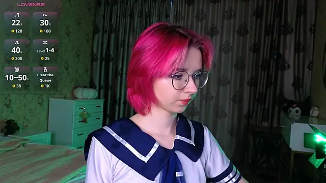 Snapshot of Nora_Failure chatting on September 12, 2025, 10:04 am Nora Failure online show from September 12, 2025, 10:04 am