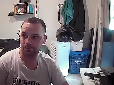 Lolosalvage83 online show from January 11, 2025, 5:51 pm