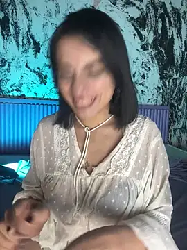 Snapshot of Hayley_A02 chatting on March 9, 2025, 12:10 am Hayley A02 online show from March 9, 2025, 12:10 am