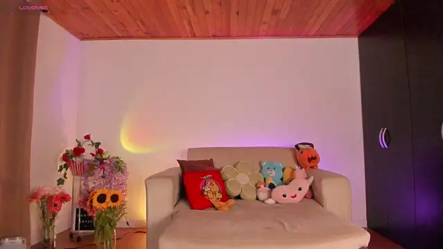 Snapshot of DAKOTA_LOVEE chatting on October 5, 2025, 5:09 am DAKOTA LOVEE online show from October 5, 2025, 5:09 am