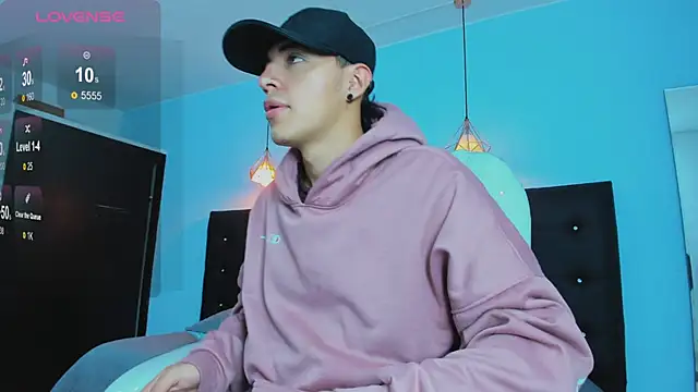 Lobo 17  online show from November 5, 2025, 3:42 am