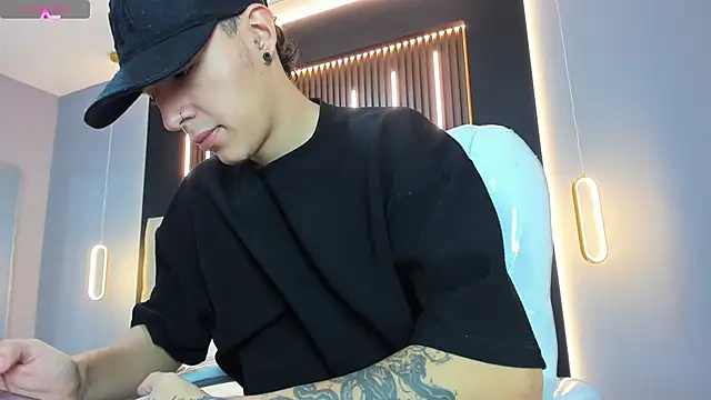 Lobo 17  online show from March 20, 2026, 3:18 am