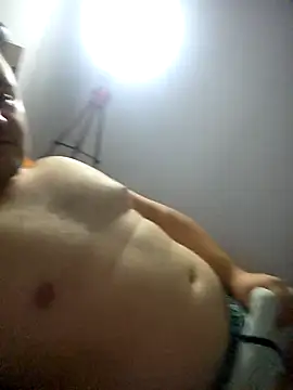 KarlosCarutox online show from November 6, 2025, 6:34 pm