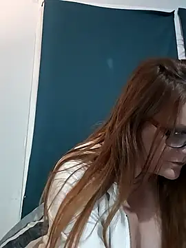 skyeb0787 online show from February 12, 2025, 8:27 am