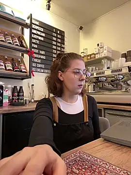 cinnabon  online show from February 10, 2026, 12:59 pm