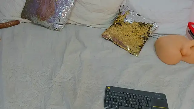 Snapshot of cookplleaser chatting on February 28, 2026, 11:32 am cookplleaser online show from February 28, 2026, 11:32 am