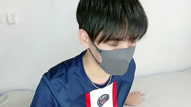 Snapshot of itsme_LEON chatting on March 17, 2026, 1:14 pm itsme LEON online show from March 17, 2026, 1:14 pm