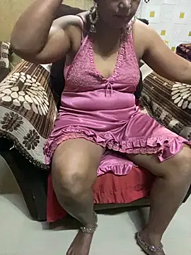 Tameesh sexy mistress online show from May 18, 2026, 4:34 pm