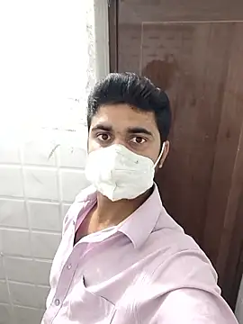 Snapshot of Ishan003 chatting on February 14, 2026, 11:21 am Ishan003 online show from February 14, 2026, 11:21 am