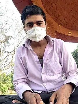 Snapshot of Ishan003 chatting on February 27, 2026, 3:07 am Ishan003 online show from February 27, 2026, 3:07 am