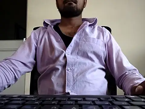 Snapshot of Ishan003 chatting on February 3, 2026, 6:51 am Ishan003 online show from February 3, 2026, 6:51 am