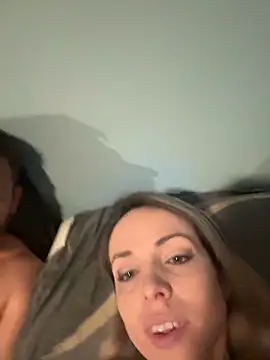 Snapshot of Annelibre chatting on February 7, 2025, 5:52 am Annelibre online show from February 7, 2025, 5:52 am