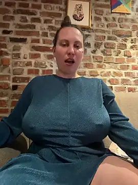 Yanacool007 online show from April 10, 2026, 10:17 pm