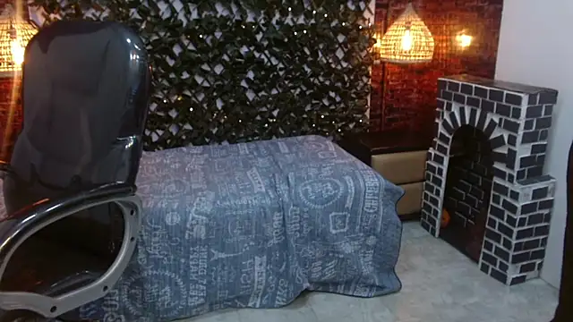 Snapshot of JackSwan18 chatting on December 30, 2024, 7:21 pm JackSwan18 online show from December 30, 2024, 7:21 pm