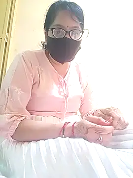 heenage online show from September 26, 2025, 7:48 am