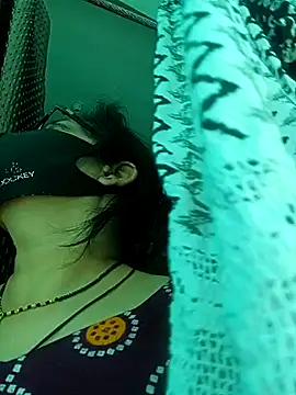 heenage online show from March 11, 2025, 9:24 am