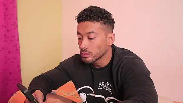 freddsexxx online show from December 2, 2025, 2:52 pm