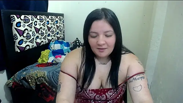 shopyymessyy online show from April 15, 2026, 5:28 pm