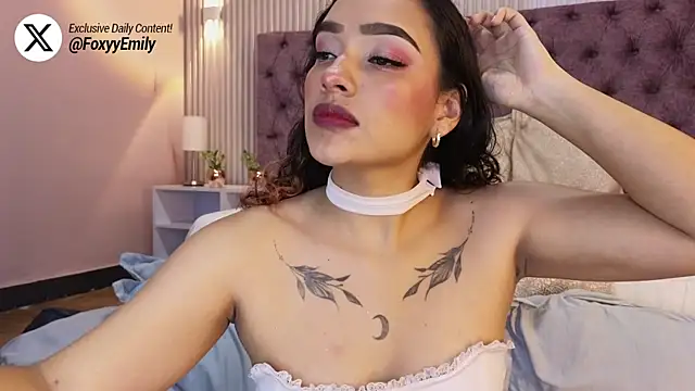 EMILYY FOXY online show from October 10, 2025, 8:42 pm