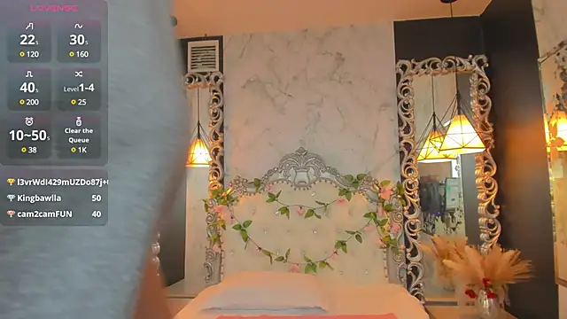 Snapshot of Skinny_Linda chatting on February 13, 2025, 1:26 pm Skinny Linda online show from February 13, 2025, 1:26 pm