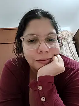 Carliina Soussa online show from July 29, 2026, 11:59 pm