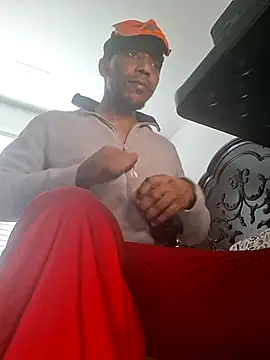 bigboytoy912 online show from July 10, 2026, 10:43 pm
