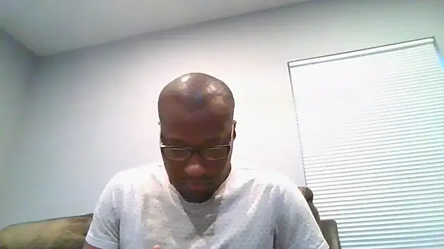 Snapshot of littbbc chatting on September 21, 2025, 12:21 pm littbbc online show from September 21, 2025, 12:21 pm