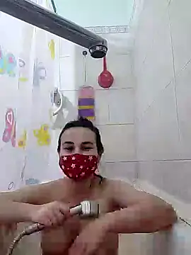 Snapshot of MikaKors chatting on February 17, 2025, 4:39 pm MikaKors online show from February 17, 2025, 4:39 pm