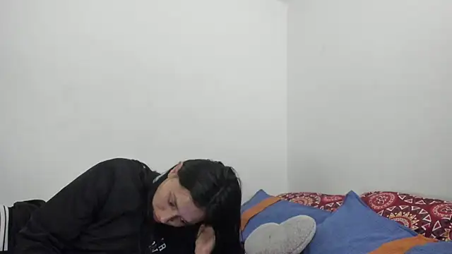 Snapshot of Nathaly_love96 chatting on March 6, 2025, 8:37 pm Nathaly love96 online show from March 6, 2025, 8:37 pm