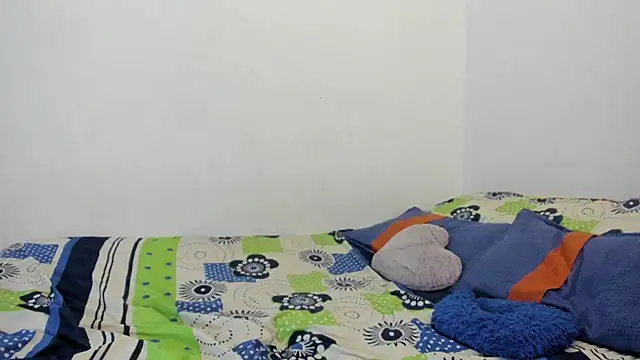 Snapshot of Nathaly_love96 chatting on March 22, 2025, 10:48 pm Nathaly love96 online show from March 22, 2025, 10:48 pm