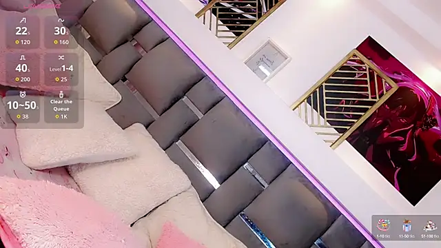 Sophia-Isabella online show from October 13, 2025, 7:59 pm