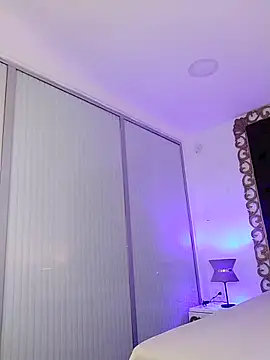 Adel Nesbiit online show from February 21, 2026, 11:23 am