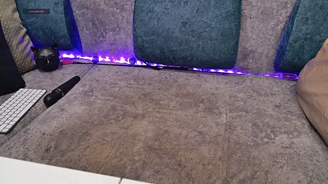 Snapshot of blackcat142 chatting on October 27, 2025, 11:22 am blackcat142 online show from October 27, 2025, 11:22 am