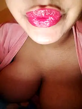 Snapshot of SosoDaloaa chatting on March 1, 2025, 1:29 pm SosoDaloaa online show from March 1, 2025, 1:29 pm