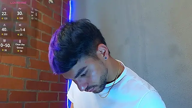 Leandro valenzuela online show from December 19, 2025, 6:54 pm