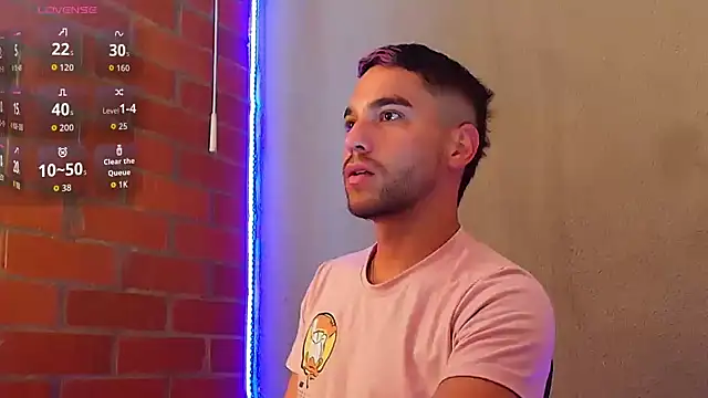 Leandro valenzuela online show from February 9, 2026, 4:38 pm