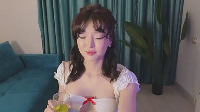 AudreyMell online show from March 15, 2025, 2:45 pm