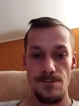 Crazzy Maiky online show from December 21, 2024, 6:22 pm