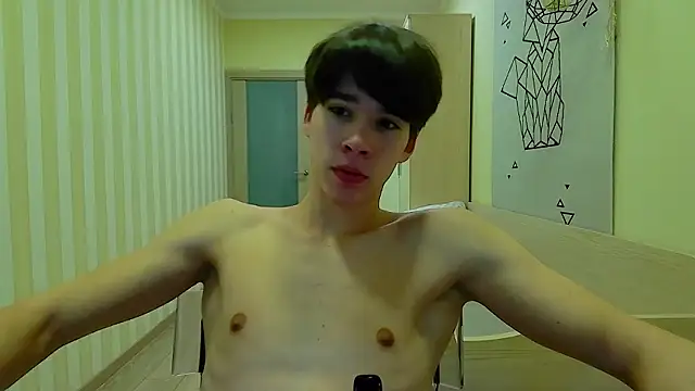 Snapshot of gayGamogey chatting on December 2, 2024, 10:35 am gayGamogey online show from December 2, 2024, 10:35 am