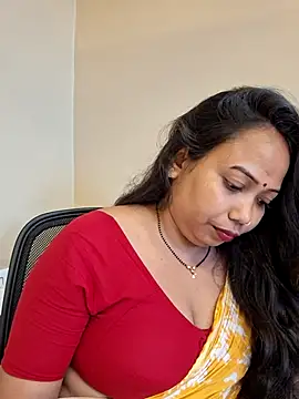 DREAM GIRL-30 online show from July 9, 2026, 9:54 am
