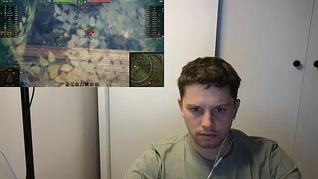 Snapshot of BigL0ve chatting on October 24, 2025, 2:49 pm BigL0ve online show from October 24, 2025, 2:49 pm