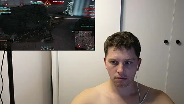 Snapshot of BigL0ve chatting on November 1, 2025, 3:06 pm BigL0ve online show from November 1, 2025, 3:06 pm