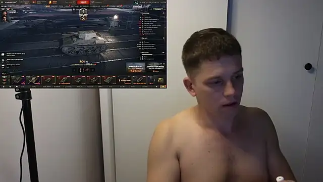 Snapshot of BigL0ve chatting on October 1, 2025, 2:54 pm BigL0ve online show from October 1, 2025, 2:54 pm