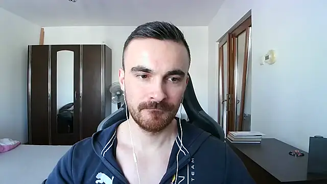 Snapshot of mu5clemania2 chatting on February 2, 2026, 12:37 pm mu5clemania2 online show from February 2, 2026, 12:37 pm