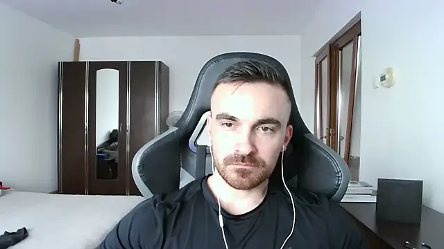 Snapshot of mu5clemania2 chatting on December 18, 2025, 12:31 pm mu5clemania2 online show from December 18, 2025, 12:31 pm